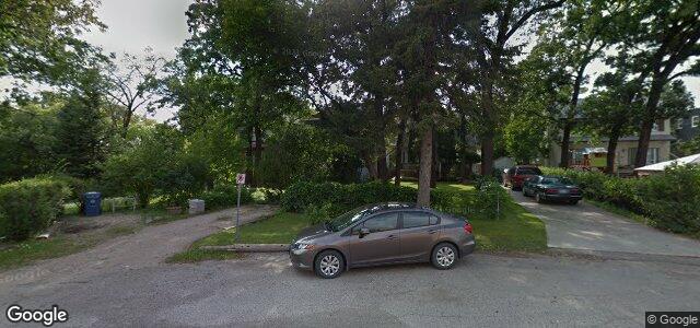 Larawan ng 194 Library Place sa Winnipeg, Manitoba