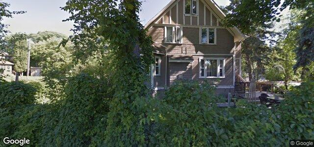 Larawan ng 37 Deer Lodge Place sa Winnipeg, Manitoba