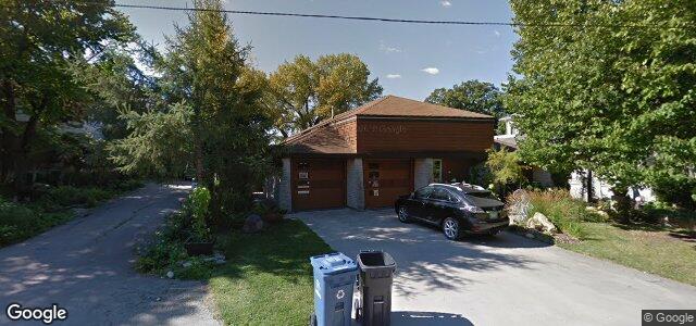 Larawan ng 54 Deer Lodge Place sa Winnipeg, Manitoba