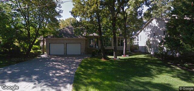 Larawan ng 56 Deer Lodge Place sa Winnipeg, Manitoba