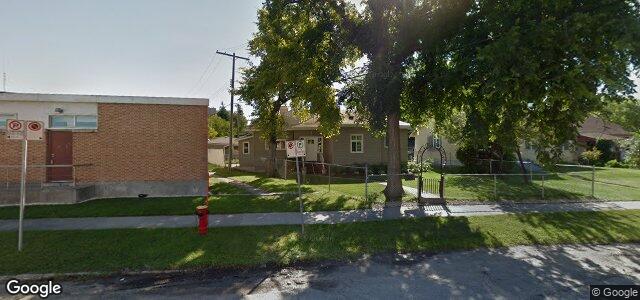 Larawan ng 81 Deer Lodge Place sa Winnipeg, Manitoba
