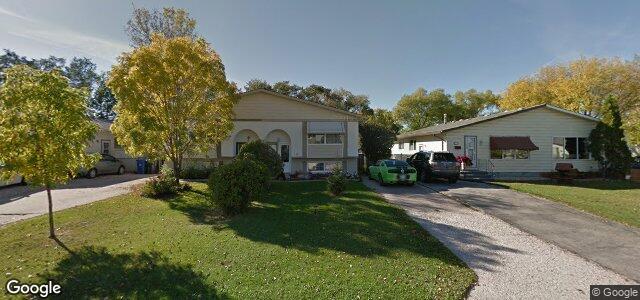 Larawan ng 101 Bernadine Crescent sa Winnipeg, Manitoba