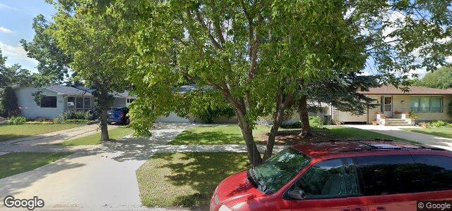 Larawan ng 1024 Isbister Street sa Winnipeg, Manitoba