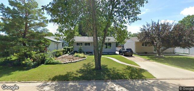Larawan ng 103 Capulet Crescent sa Winnipeg, Manitoba