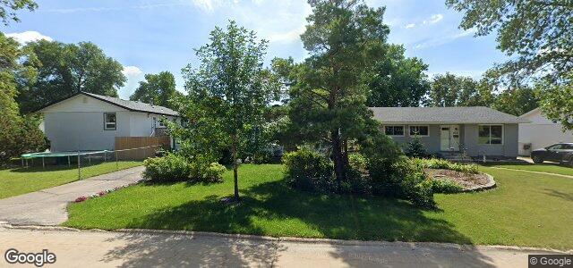 Larawan ng 107 Capulet Crescent sa Winnipeg, Manitoba