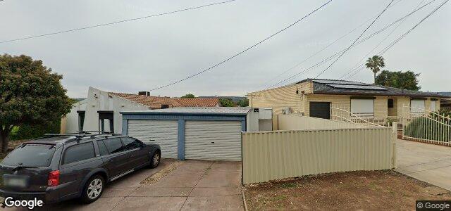 Larawan ng 11 Capulet Crescent sa Winnipeg, Manitoba