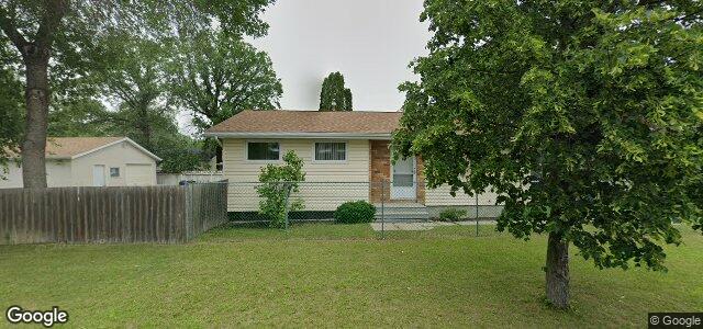 1102 Buchanan Boulevard（加拿大曼尼托巴省温尼伯市）房屋照片