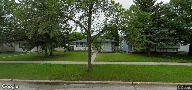 Larawan ng 1130 Buchanan Boulevard sa Winnipeg, Manitoba