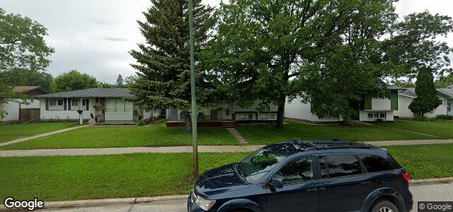 Larawan ng 1134 Buchanan Boulevard sa Winnipeg, Manitoba