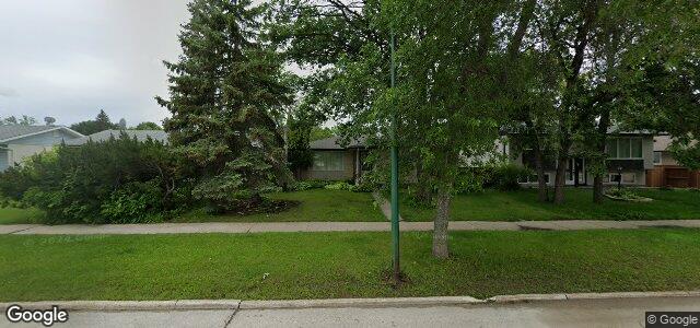 Larawan ng 1150 Buchanan Boulevard sa Winnipeg, Manitoba