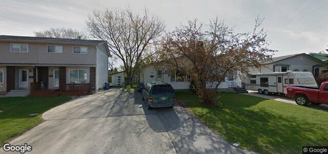 Larawan ng 130 Bernadine Crescent sa Winnipeg, Manitoba