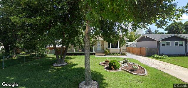 Larawan ng 135 Stradford Street sa Winnipeg, Manitoba