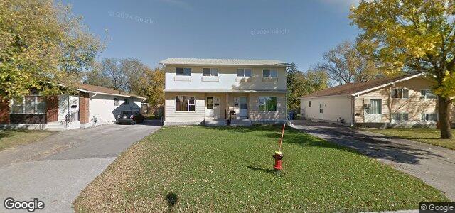 Larawan ng 15 Stradford Street sa Winnipeg, Manitoba