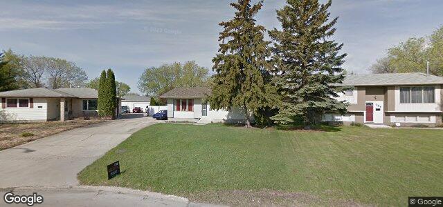 Larawan ng 183 Bernadine Crescent sa Winnipeg, Manitoba