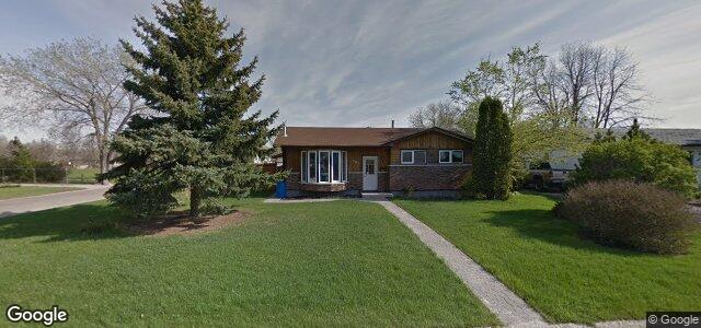 Larawan ng 202 Bernadine Crescent sa Winnipeg, Manitoba