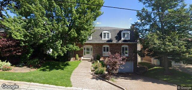 Larawan ng 27 Downs Avenue sa Winnipeg, Manitoba