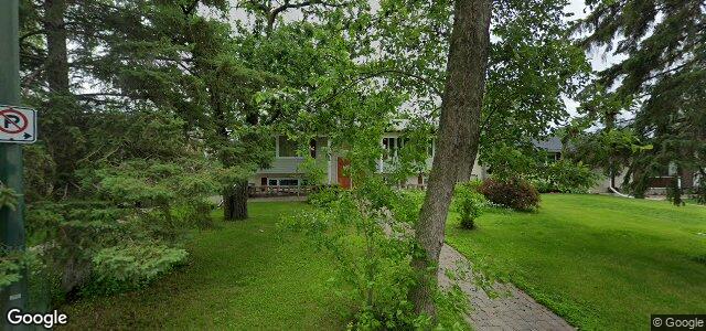 Larawan ng 27 Russenholt Street sa Winnipeg, Manitoba