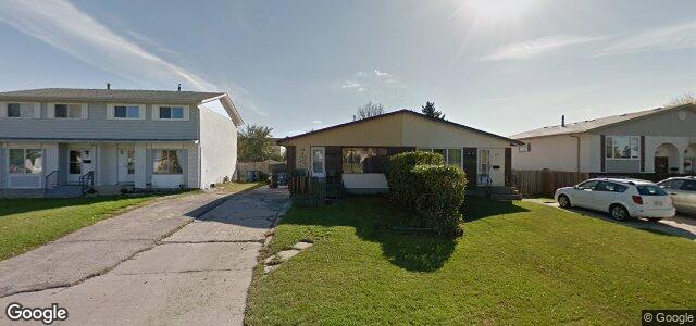 Larawan ng 28 Bernadine Crescent sa Winnipeg, Manitoba