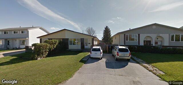 Larawan ng 30 Bernadine Crescent sa Winnipeg, Manitoba