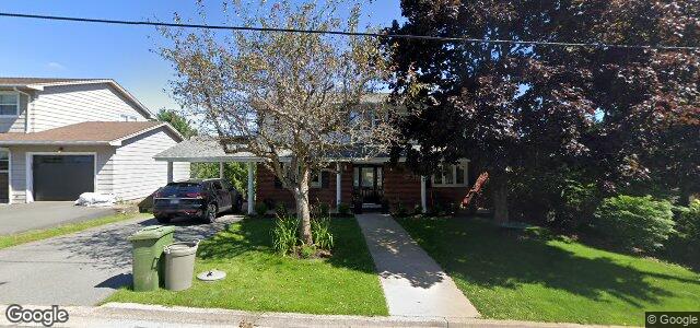 Larawan ng 31 Downs Avenue sa Winnipeg, Manitoba