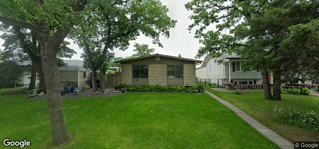 Larawan ng 31 Russenholt Street sa Winnipeg, Manitoba