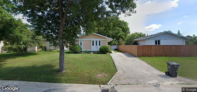 Larawan ng 342 Risbey Crescent sa Winnipeg, Manitoba