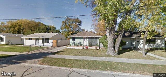 35 Dundurand Avenue（加拿大曼尼托巴省温尼伯市）房屋照片