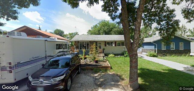 42 Capulet Crescent（加拿大曼尼托巴省溫尼伯市）房屋照片