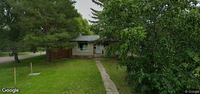 Larawan ng 55 Russenholt Street sa Winnipeg, Manitoba
