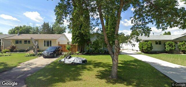 Larawan ng 58 Capulet Crescent sa Winnipeg, Manitoba