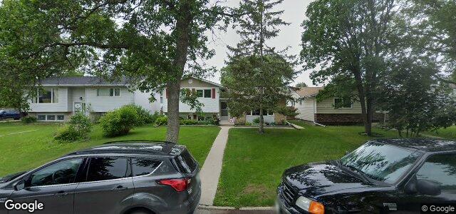Larawan ng 6 Russenholt Street sa Winnipeg, Manitoba