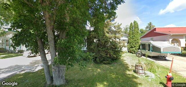 Larawan ng 631 Hamilton Avenue sa Winnipeg, Manitoba