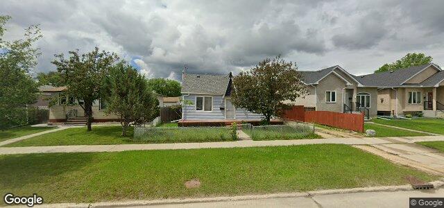 Larawan ng 658 Buchanan Boulevard sa Winnipeg, Manitoba