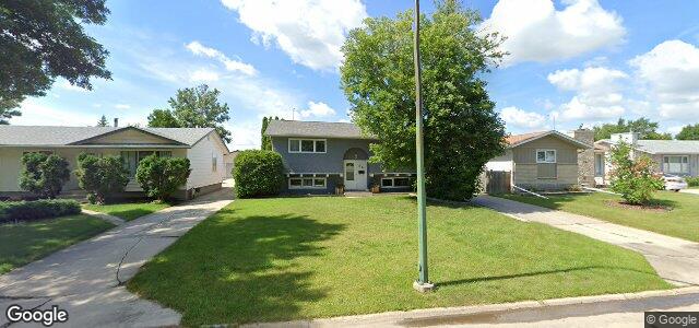 Larawan ng 66 Capulet Crescent sa Winnipeg, Manitoba