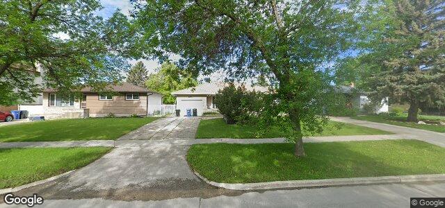 Larawan ng 694 Isbister Street sa Winnipeg, Manitoba