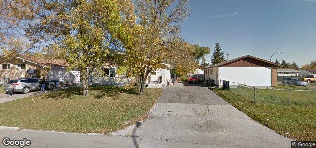 Larawan ng 7 Stradford Street sa Winnipeg, Manitoba