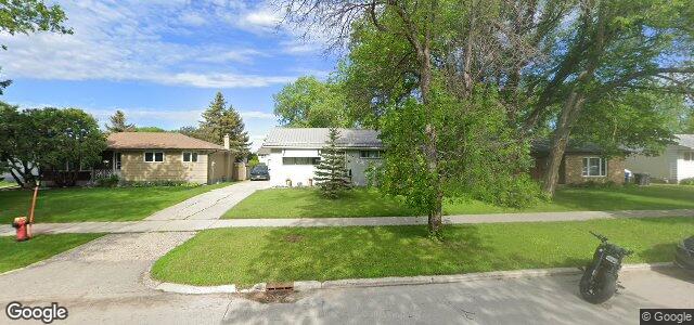Larawan ng 708 Isbister Street sa Winnipeg, Manitoba