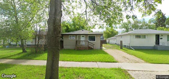 Larawan ng 715 Isbister Street sa Winnipeg, Manitoba