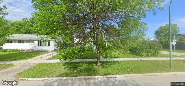 Larawan ng 722 Isbister Street sa Winnipeg, Manitoba