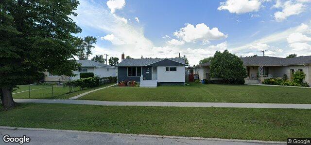 Larawan ng 728 Buchanan Boulevard sa Winnipeg, Manitoba