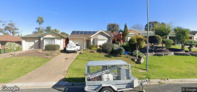 Larawan ng 75 Capulet Crescent sa Winnipeg, Manitoba