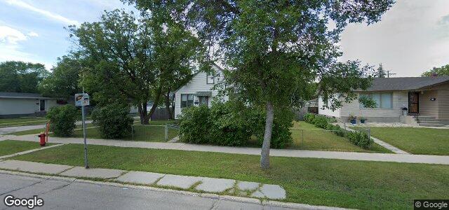 Larawan ng 804 Buchanan Boulevard sa Winnipeg, Manitoba