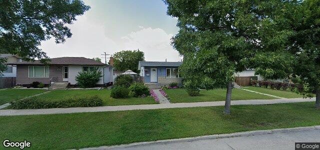 Larawan ng 818 Buchanan Boulevard sa Winnipeg, Manitoba