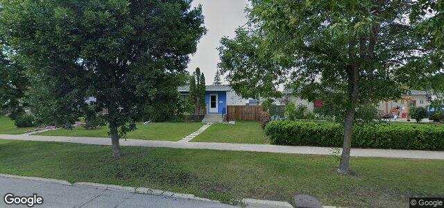 Larawan ng 820 Buchanan Boulevard sa Winnipeg, Manitoba
