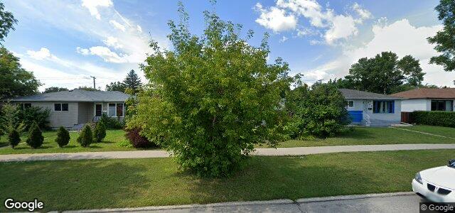 Larawan ng 838 Buchanan Boulevard sa Winnipeg, Manitoba