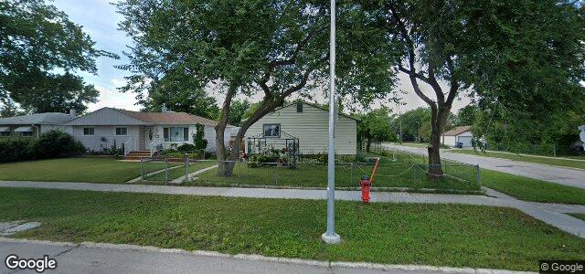 Larawan ng 862 Buchanan Boulevard sa Winnipeg, Manitoba
