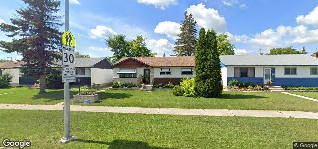 Larawan ng 878 Buchanan Boulevard sa Winnipeg, Manitoba