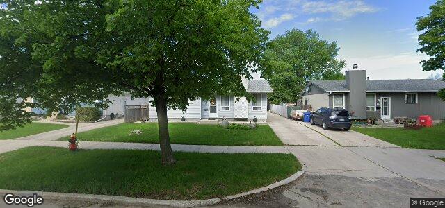 Larawan ng 878 Isbister Street sa Winnipeg, Manitoba
