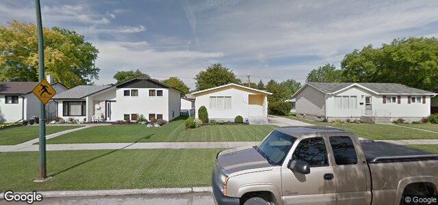 Larawan ng 900 Buchanan Boulevard sa Winnipeg, Manitoba