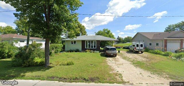 Larawan ng 915 Isbister Street sa Winnipeg, Manitoba